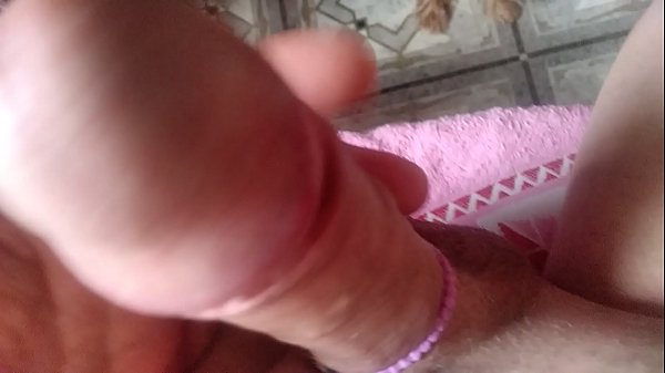 എന്റെ കുണ്ണയുമായി കളിക്കുന്നു, എന്റെ കൂടെ എന്റെ നായയും