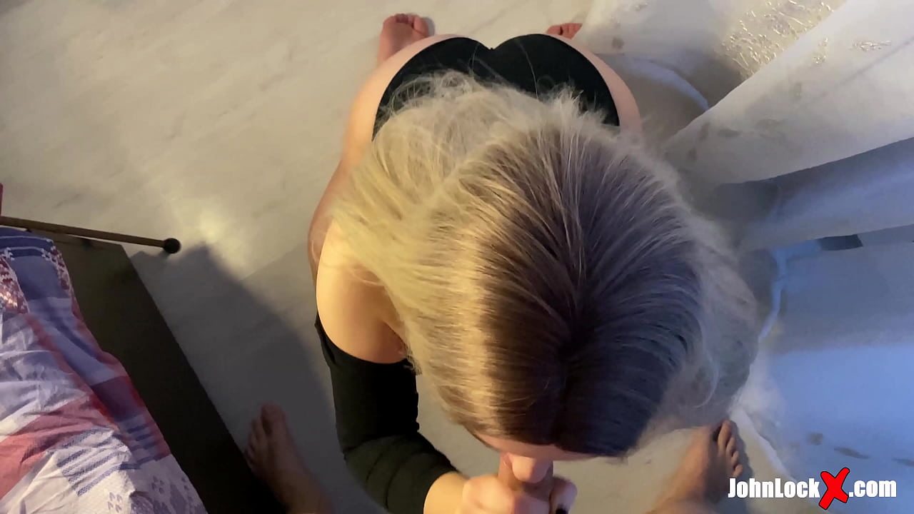 റെഡ്ഹെഡ് സക്കിംഗ് ഡിക്ക് ആൻഡ് ഫക്കിംഗ് അപ്പ്, ഗെറ്റിംഗ് കം ഓൺ ഹെർ അസ്